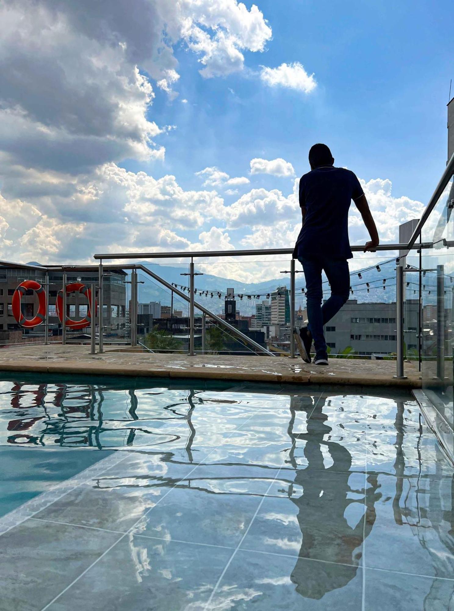 Apartahotel Medellín Extérieur photo